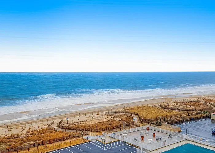 Golden Sands 718