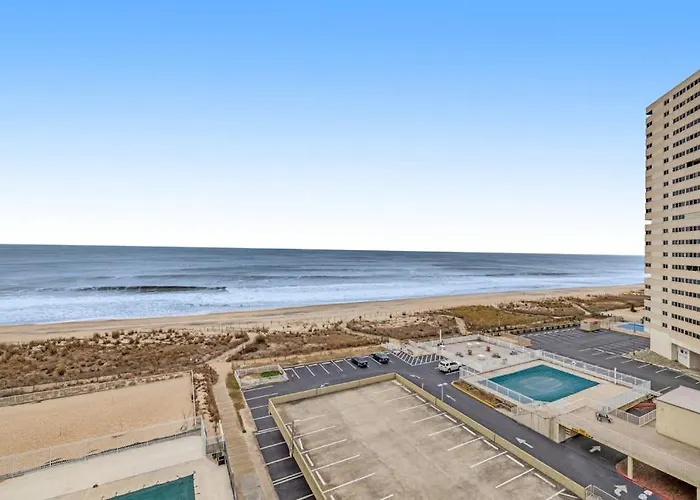 Golden Sands 718